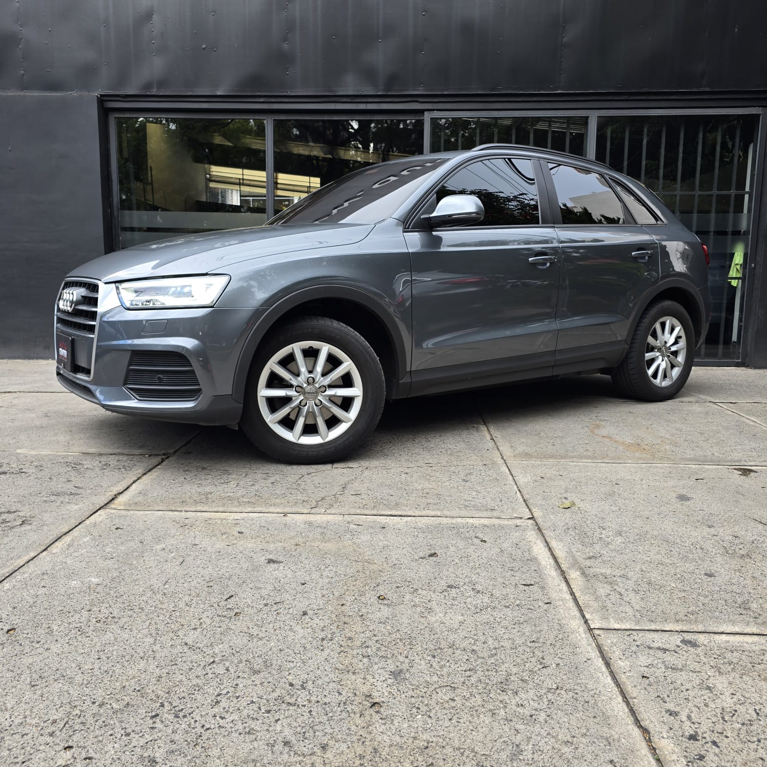 vehicle-thumb-image