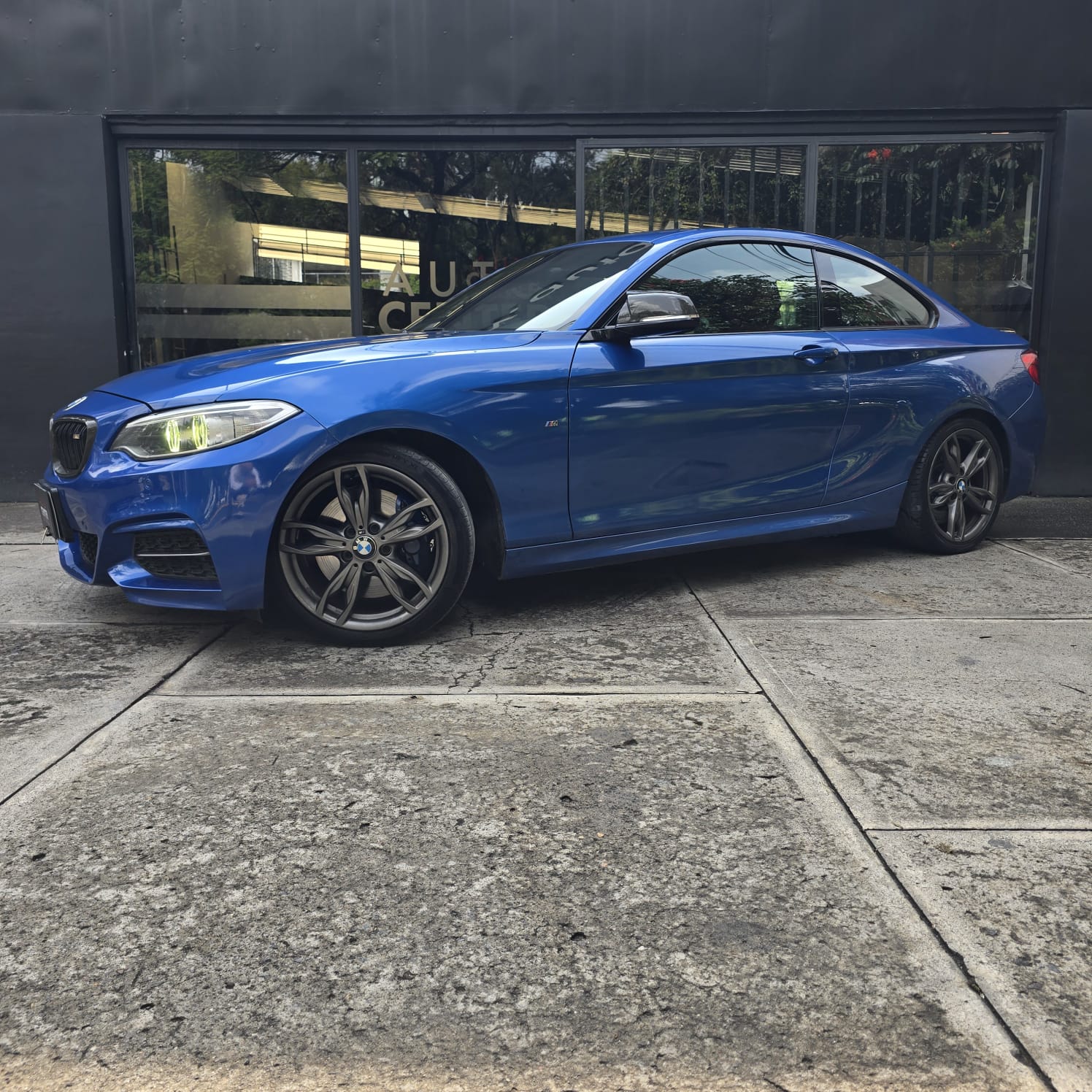 vehicle-thumb-image