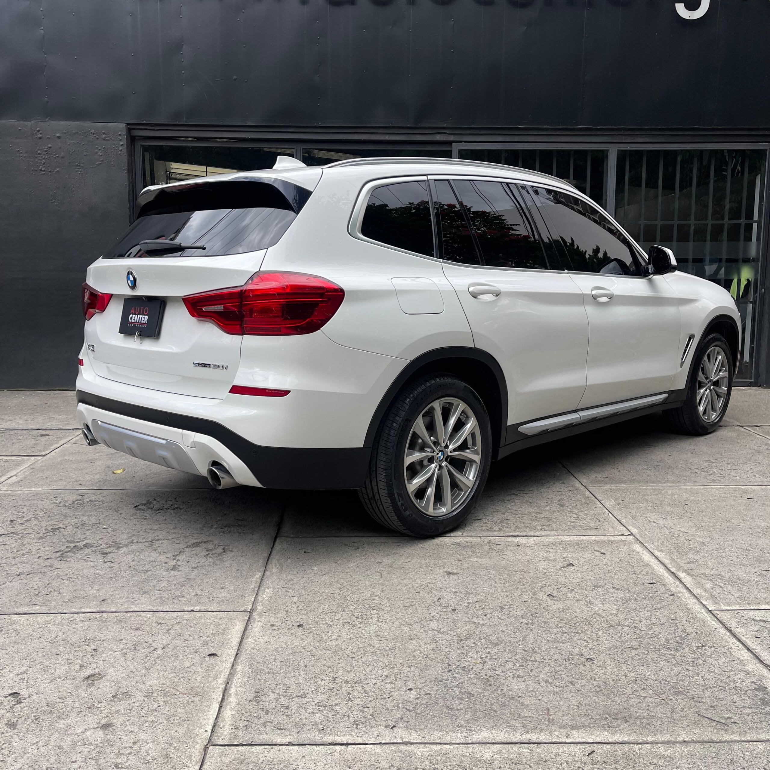 Auto Center – Car Dealer