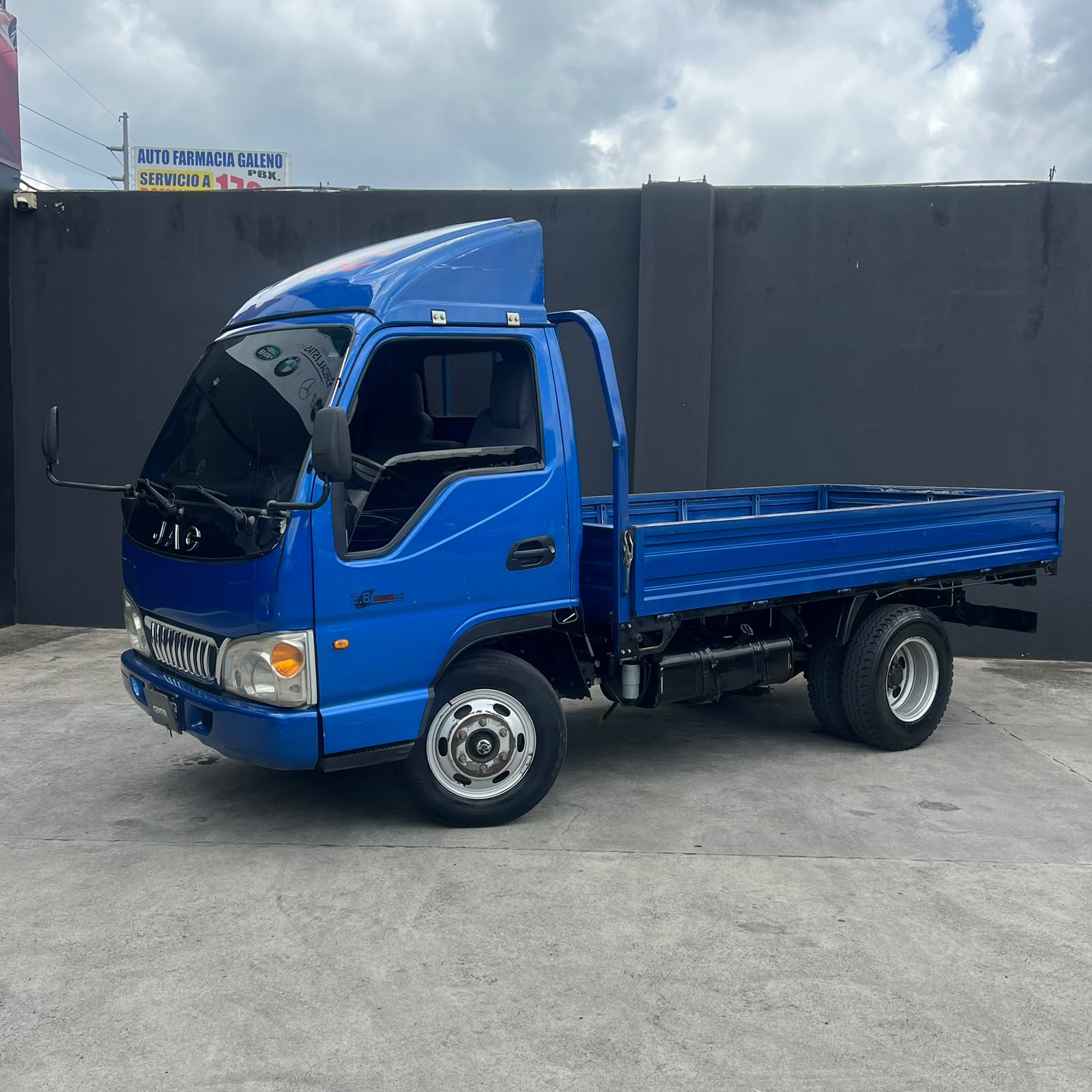 vehicle-thumb-image