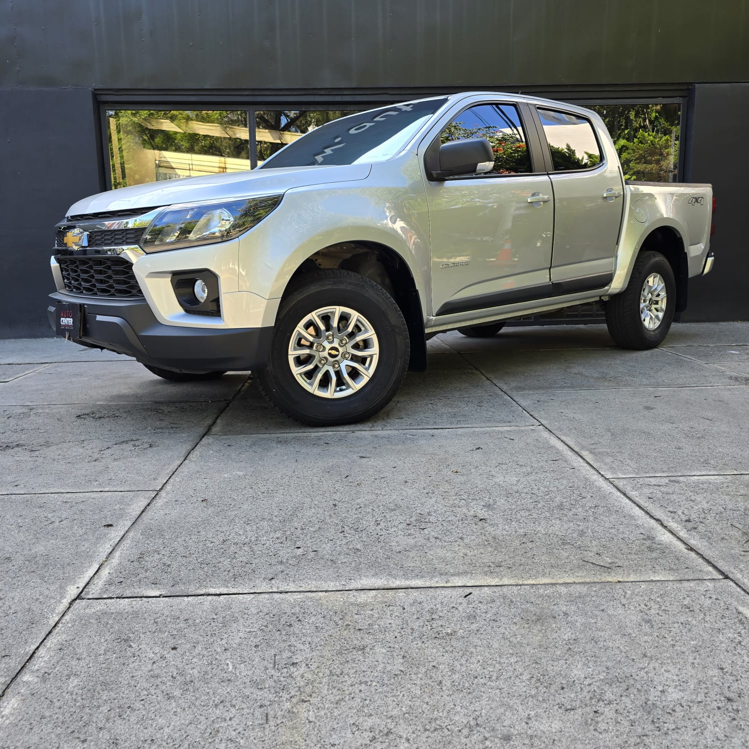 vehicle-thumb-image