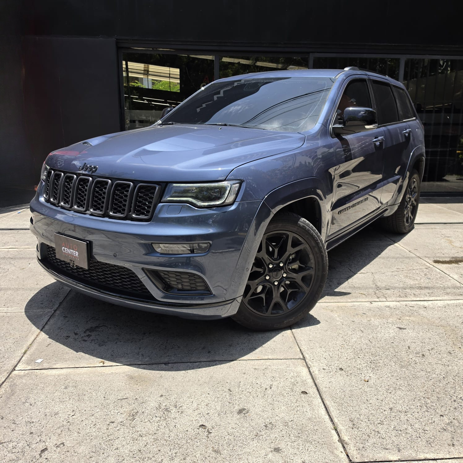 vehicle-thumb-image