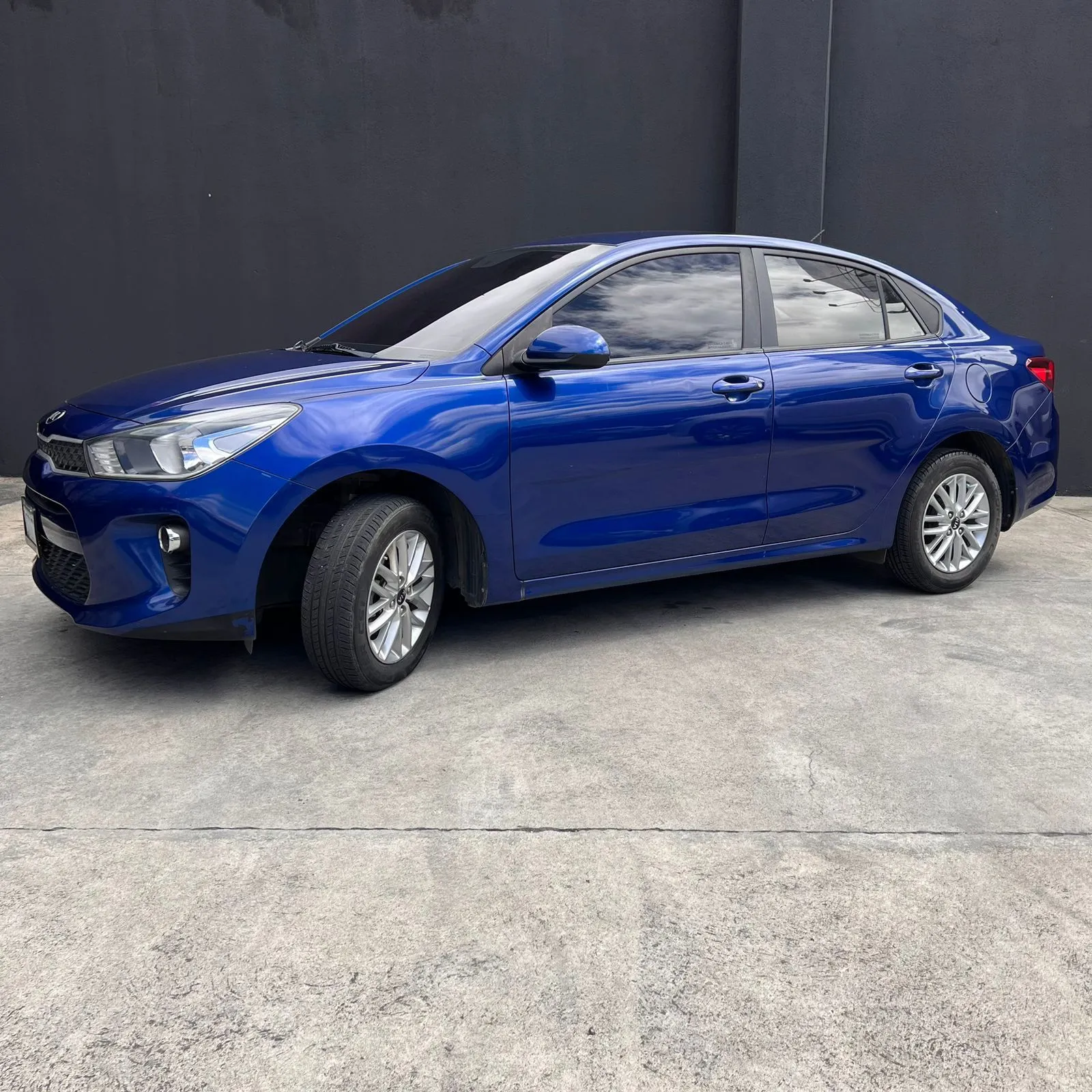 vehicle-thumb-image
