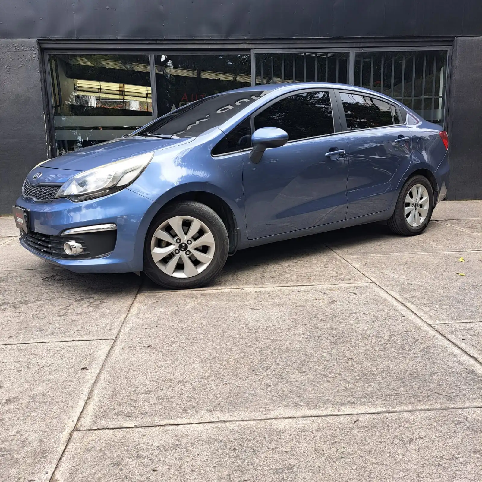 vehicle-thumb-image