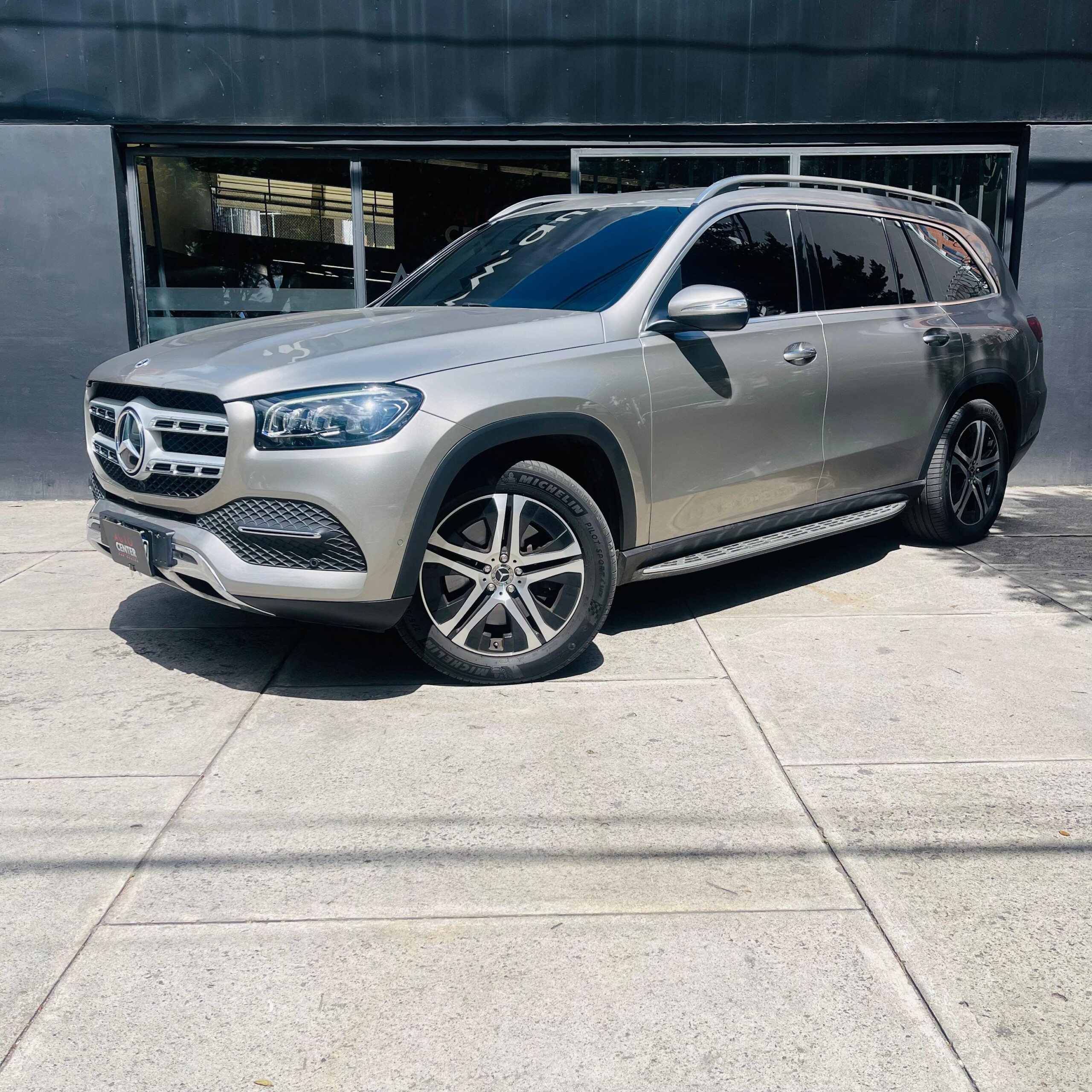 vehicle-thumb-image
