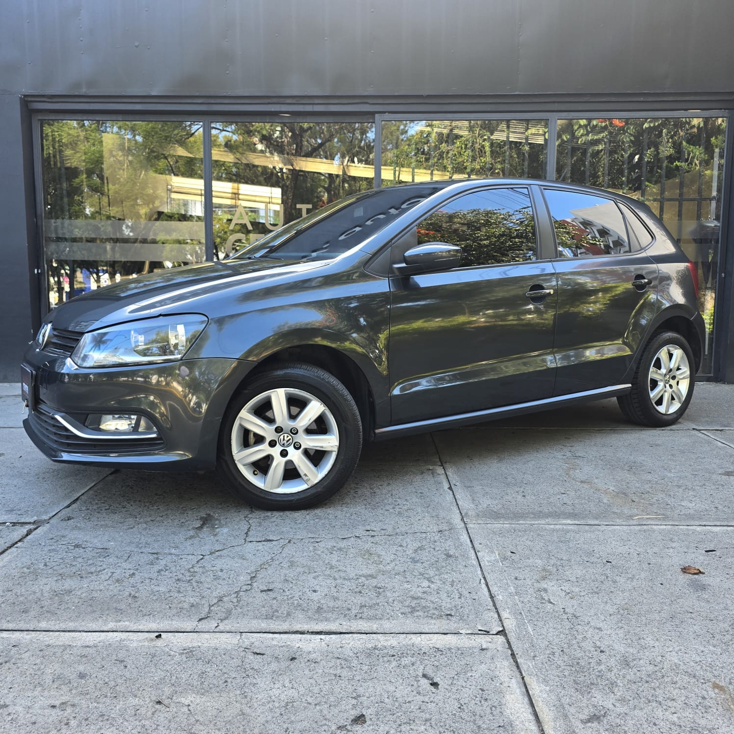 vehicle-thumb-image