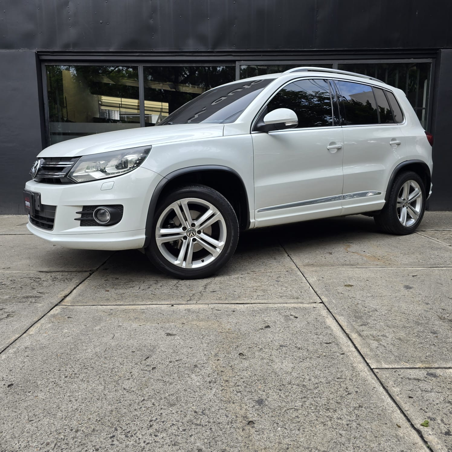 vehicle-thumb-image